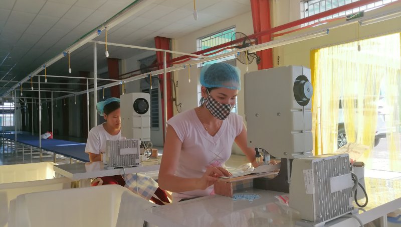 森榮手袋越南工廠正式投產實景拍攝 森榮手袋越南工廠正式投產實景拍攝